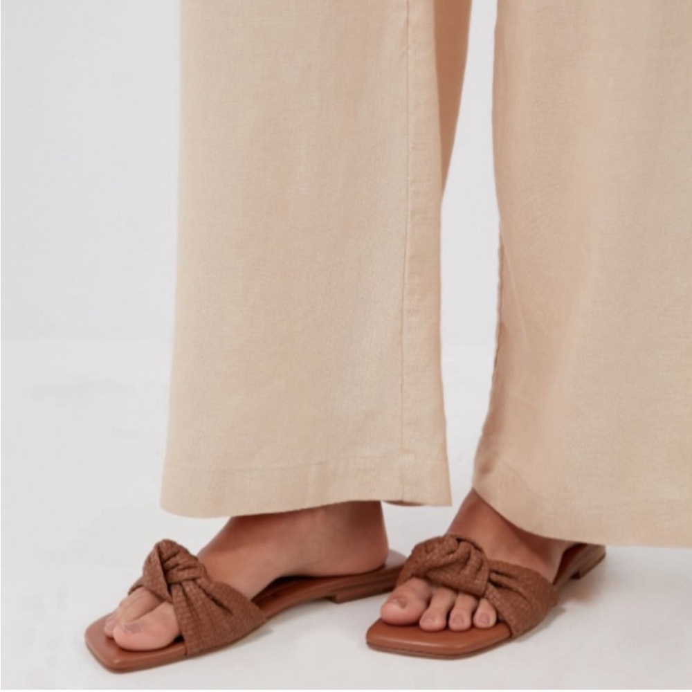 Marc Fisher Marlin Slide. Camel Color. Size 8 Tts - image 1